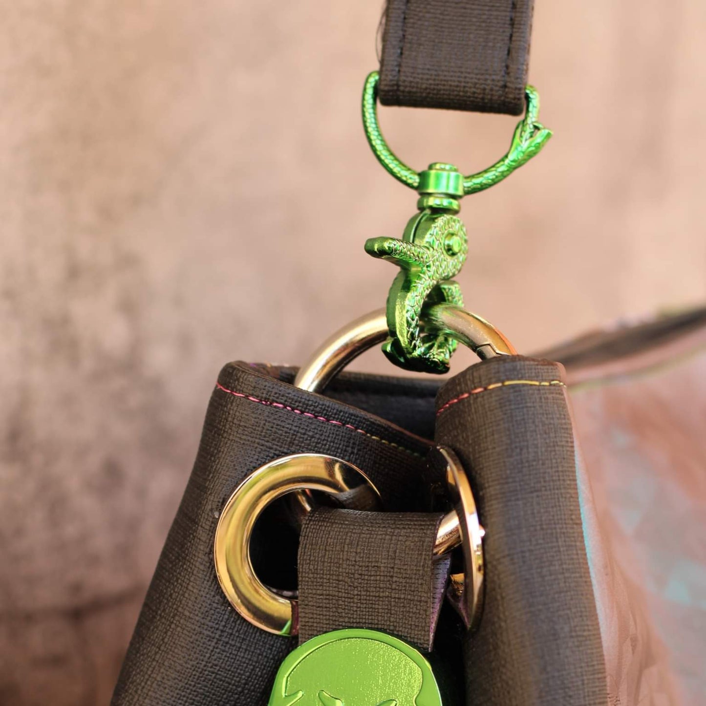 Swivel Trigger Snap - Ouroboros - 1"