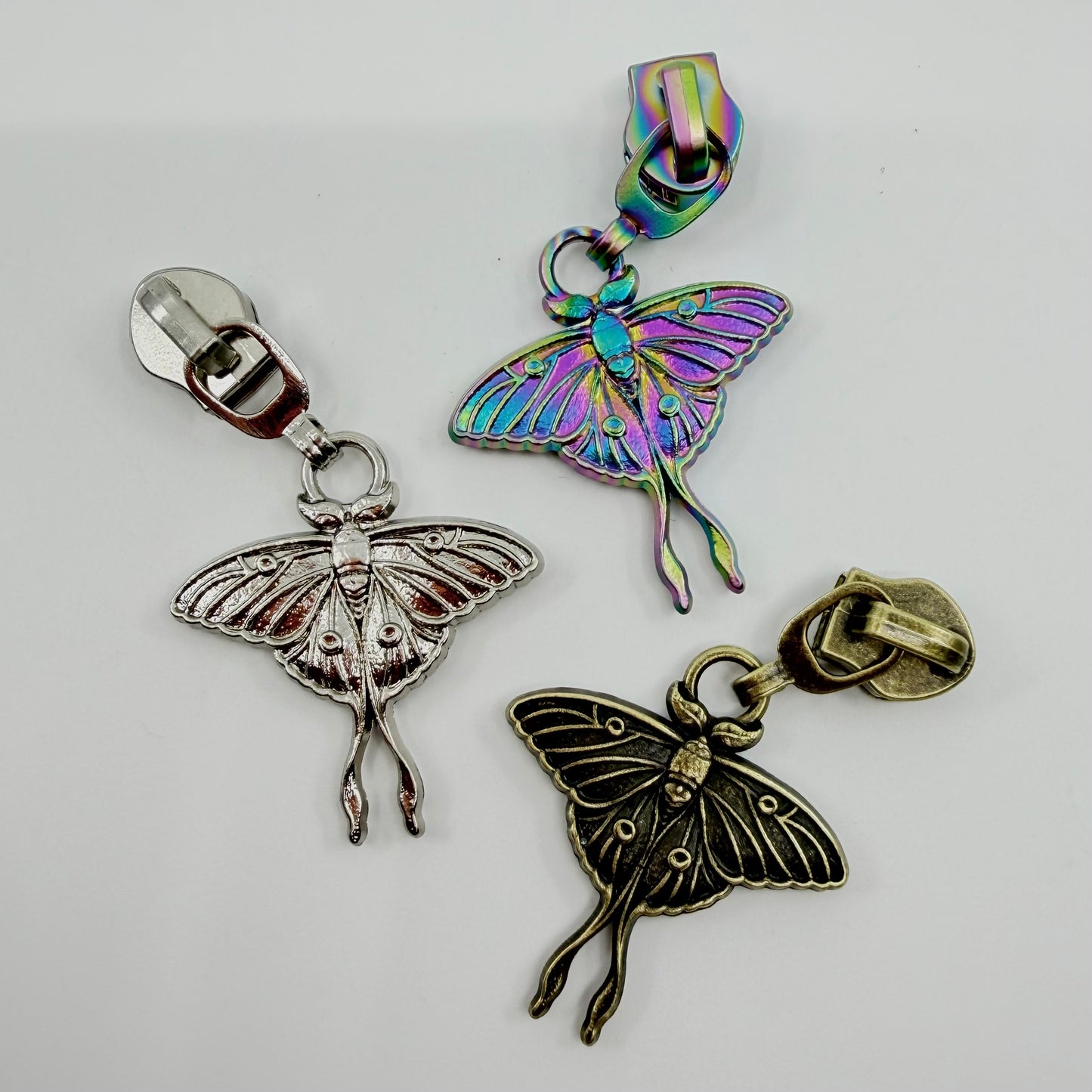 Zipper Pulls || Luna Moth - #5 Custom Pull